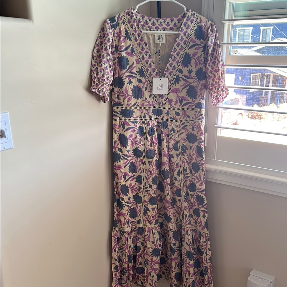 Floral V-Neck Midi Dress